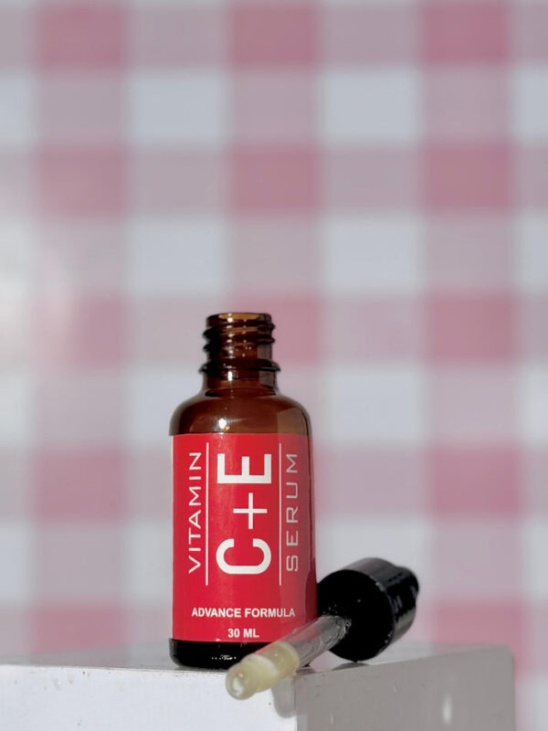 Nirvana Botanics Vitamin C + E Serum - 15ml | ANTI ACNE & GLOWING SERUM VITAMIN C + E - Image 8